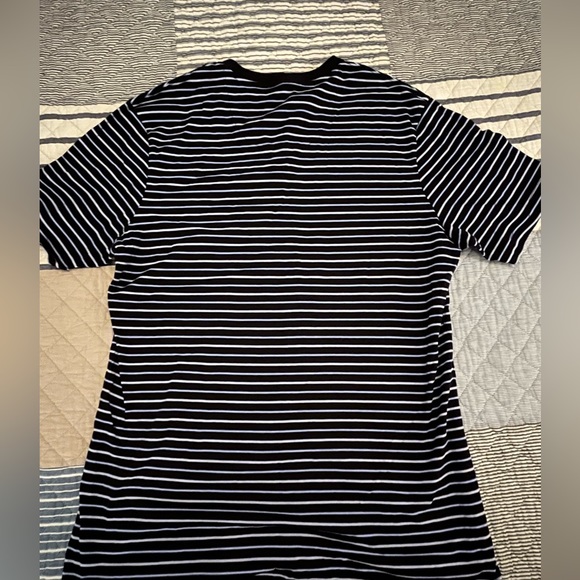 Saddlebred 1888 100% Pima Cotton Black/Blue/White stripes Size L 3 button shirt. - Picture 2 of 4